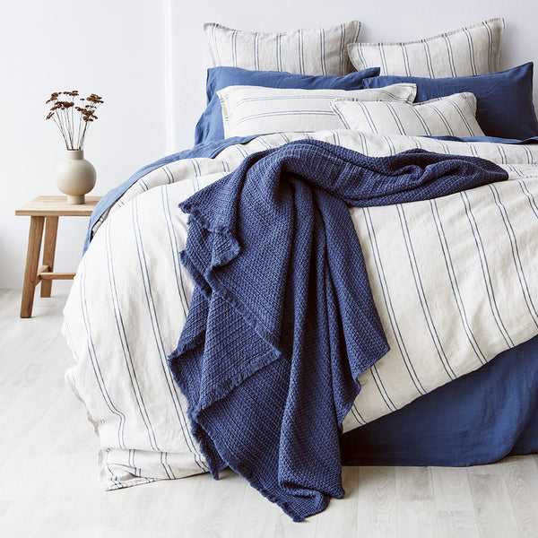 Lisboa waffle blanket indigo